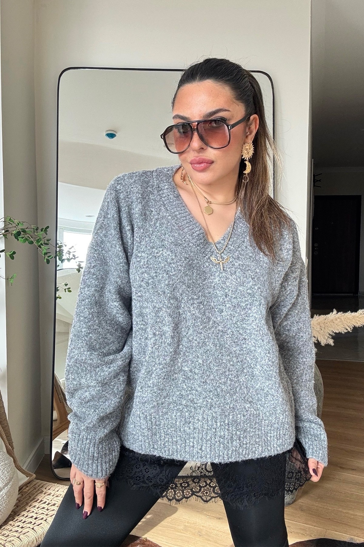 Dantel Detaylı V Yaka Kazak Antrasit
