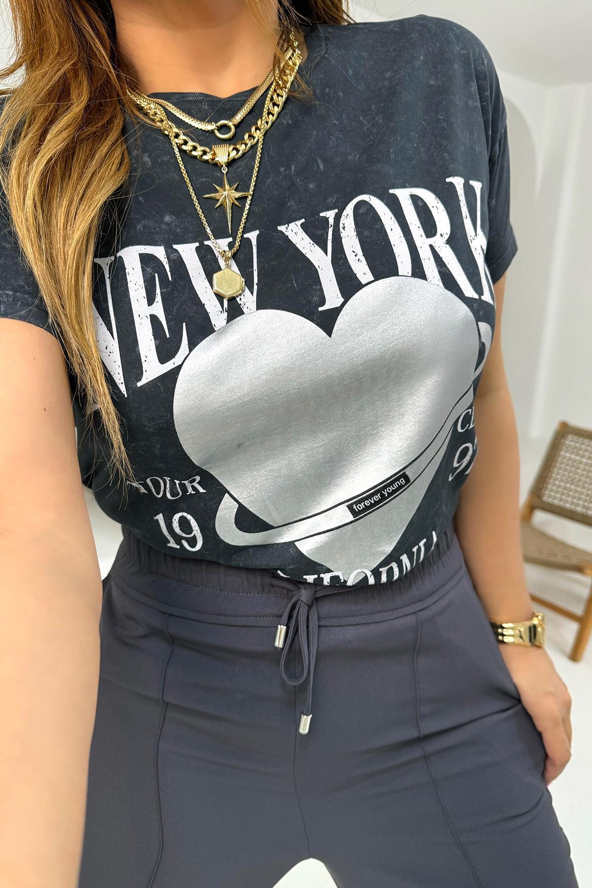 Gümüş Baskılı Kalp Detay Tshirt Füme