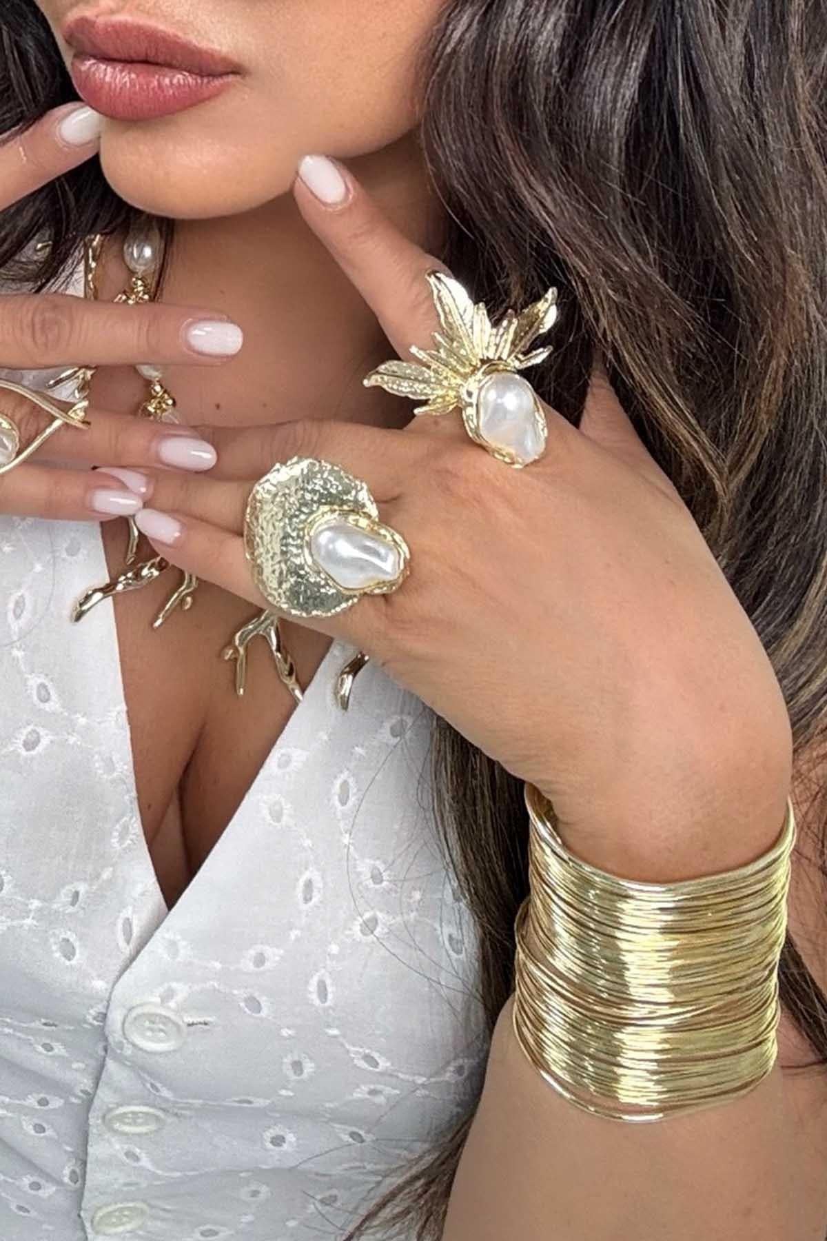 İncinin Yaprakları Yüzük Gold