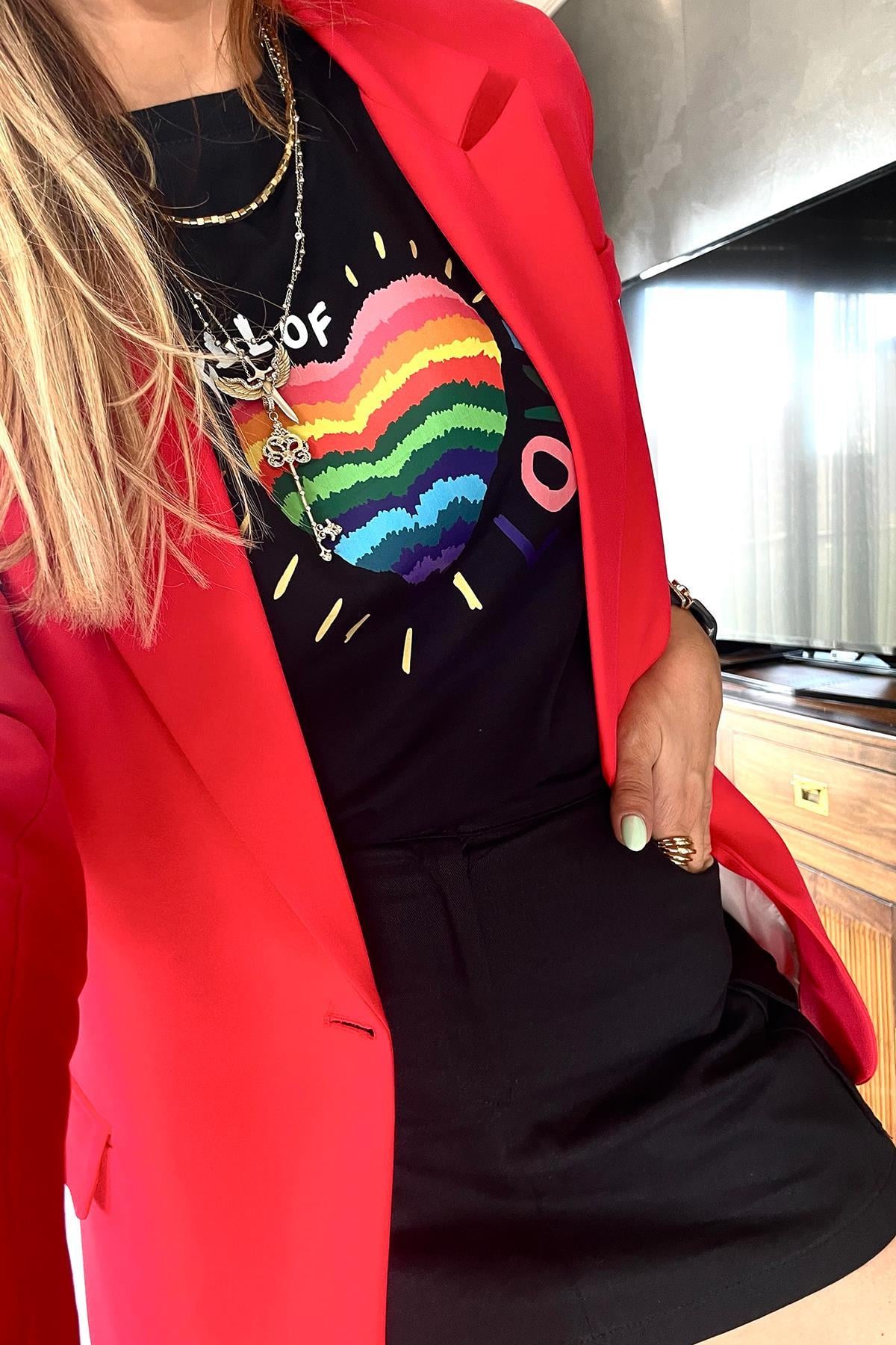Kalpli Gökkuşağı Tshirt Siyah