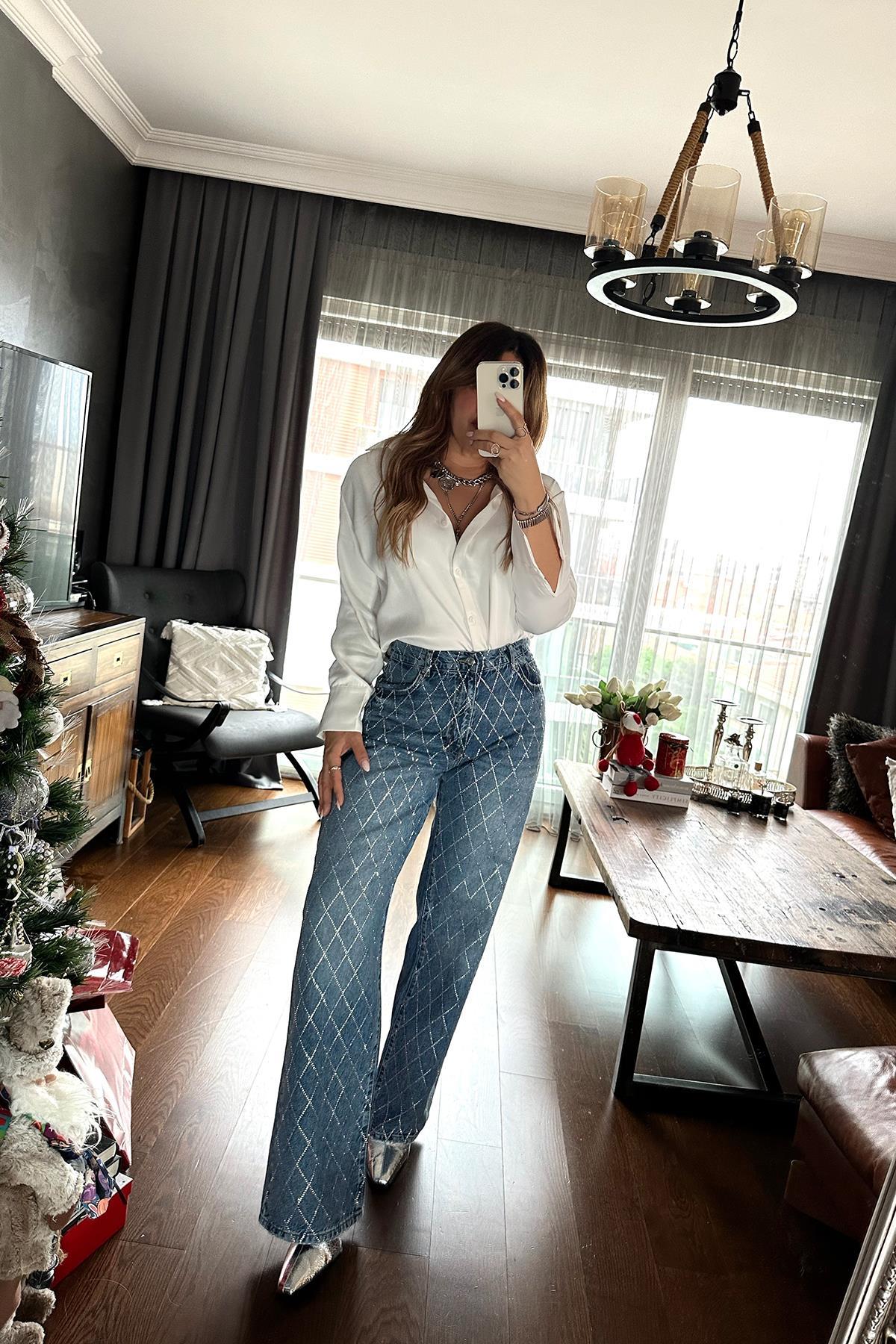 Karo Desen Taşlı Jean Mavi