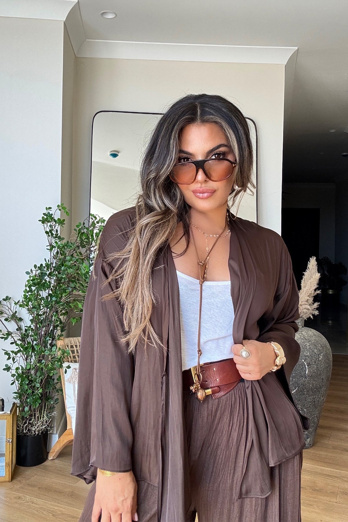 Kruvaze Bağlamalı Mat Saten Bluz Acı Kahve