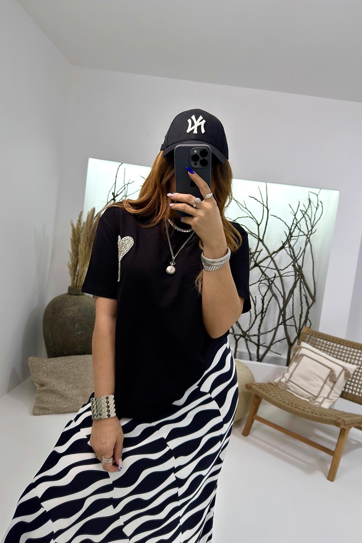 Kupa As Taşlı Tshirt Siyah