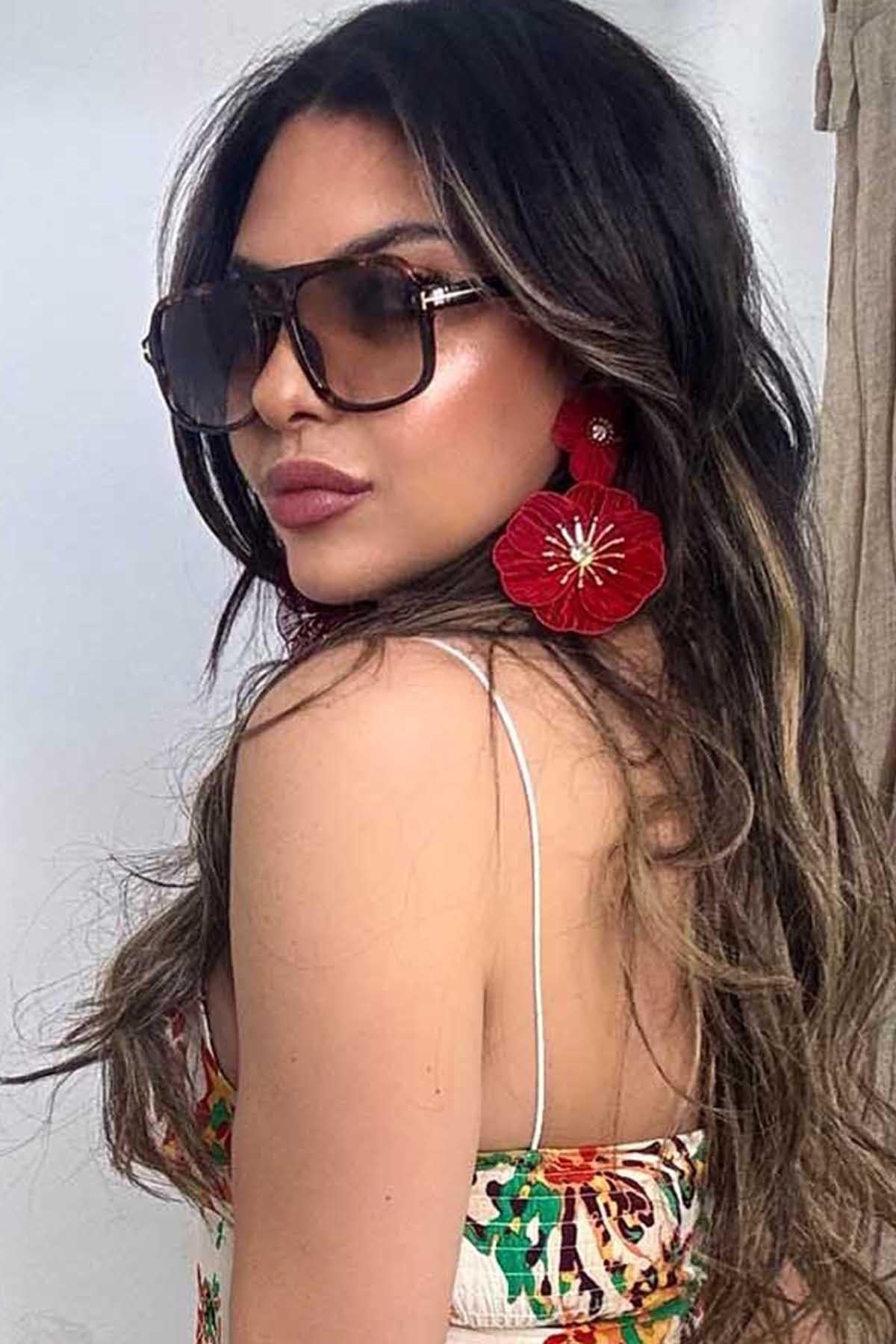 Mandevilla Çiçeği Küpe Bordo