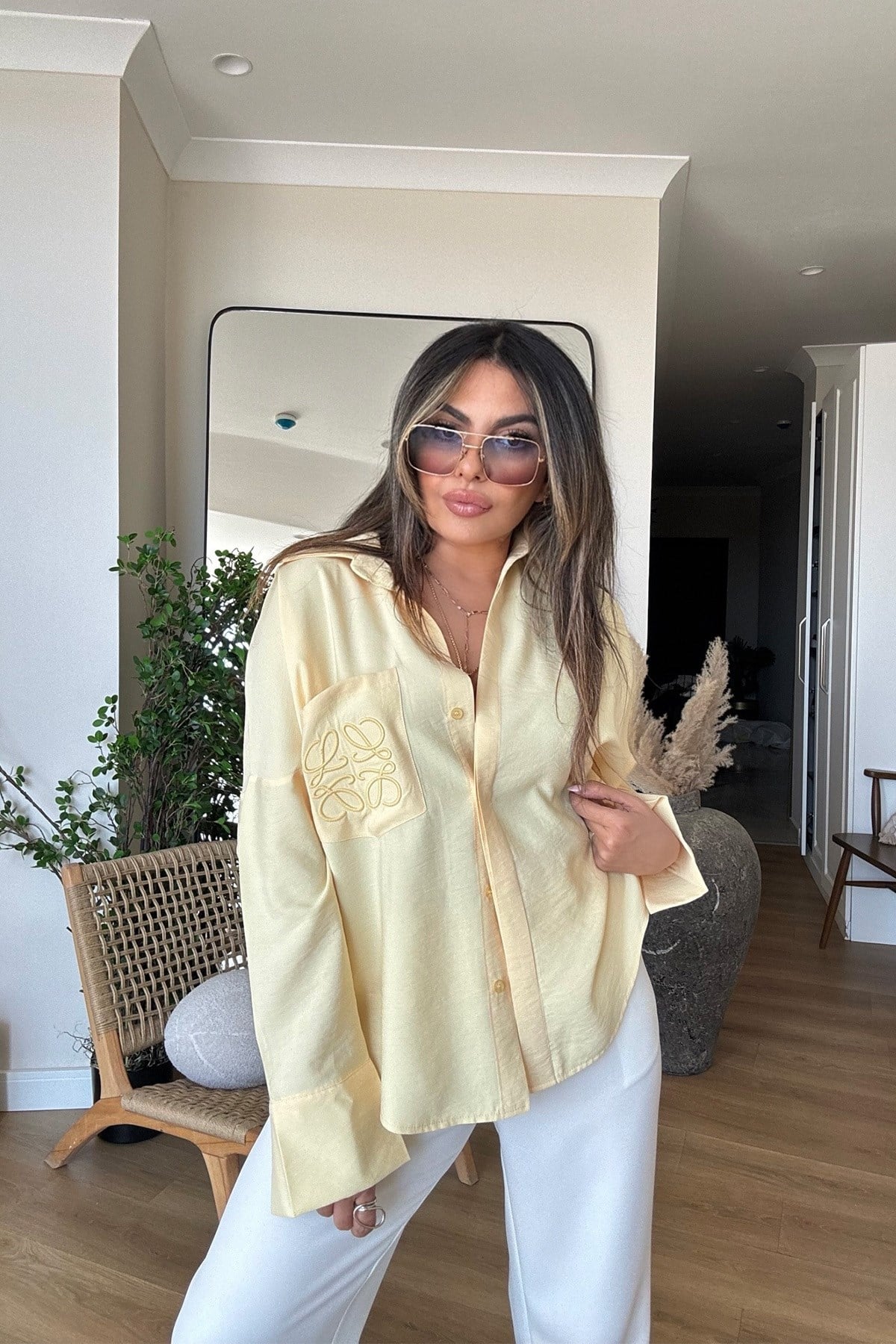 Marka Model İşlemeli Tencel Gömlek Sarı