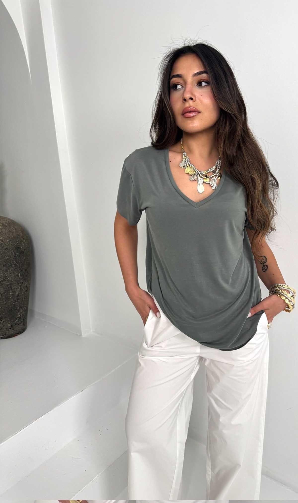 Modal Kumaş V Yaka Tshirt Haki