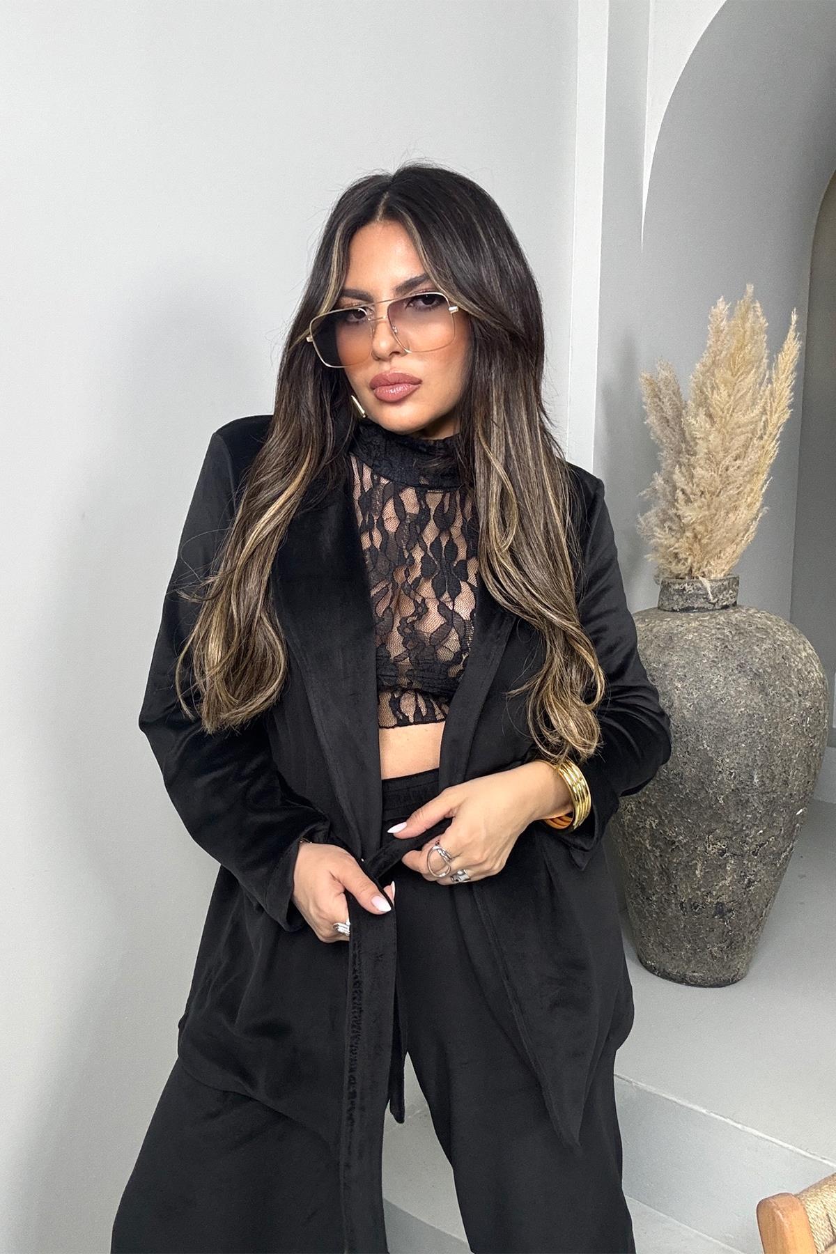 NW Model Kadife Takım Siyah