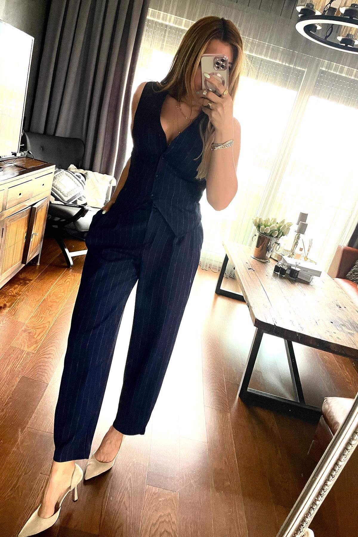 Paça Düğmeli Pantolon Lacivert