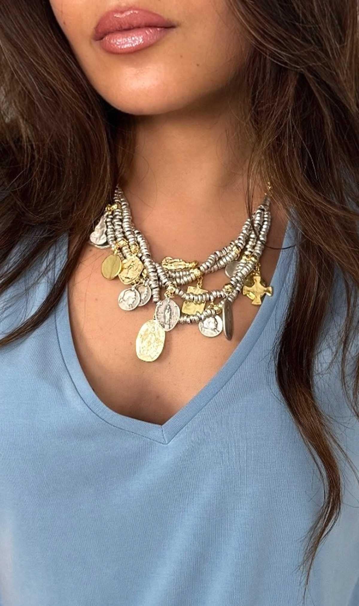 Santa Aura Madalyon Kolye Silver-Gold