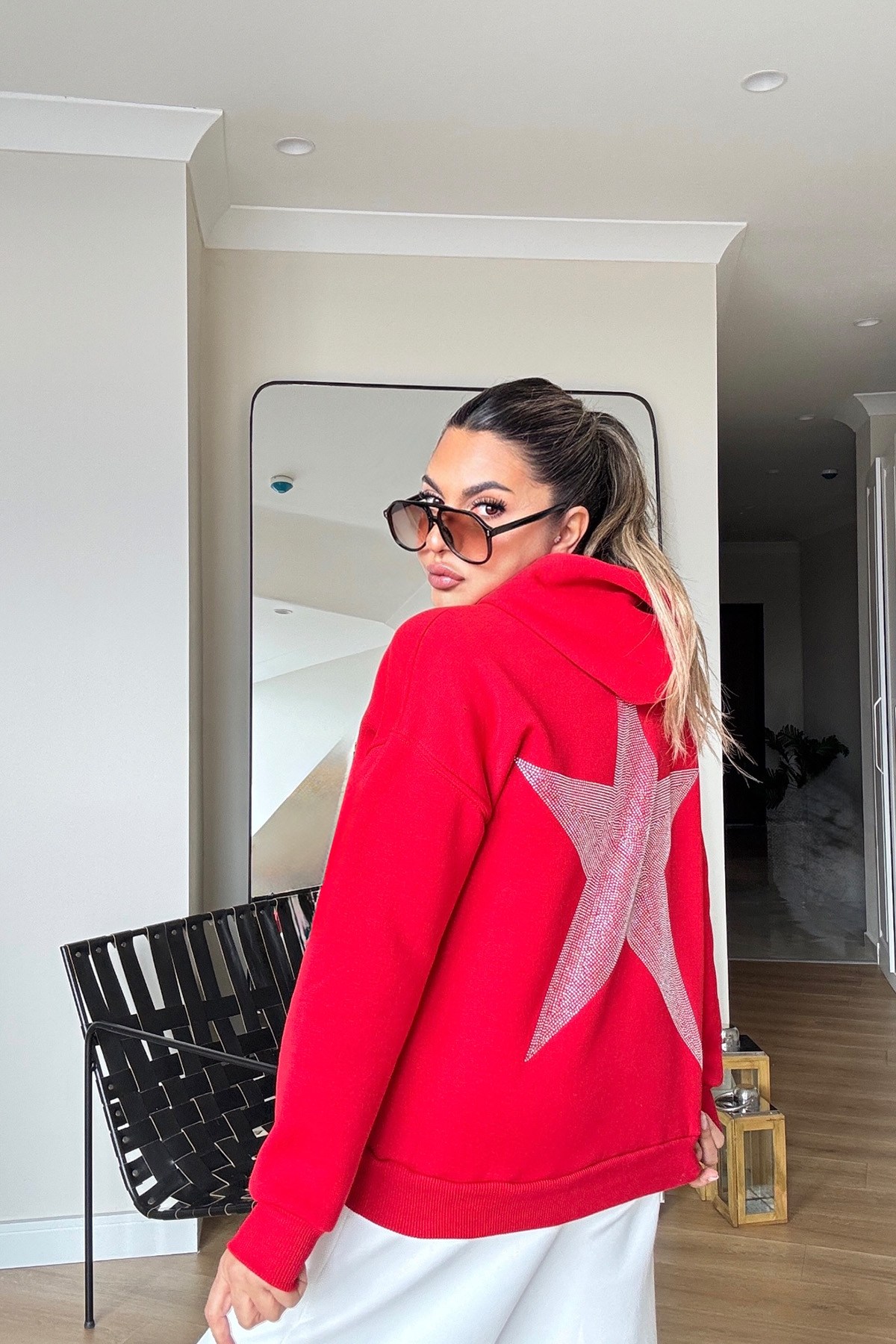 Sırtı Taşlı Yıldız Detay Sweatshirt Kırmızı