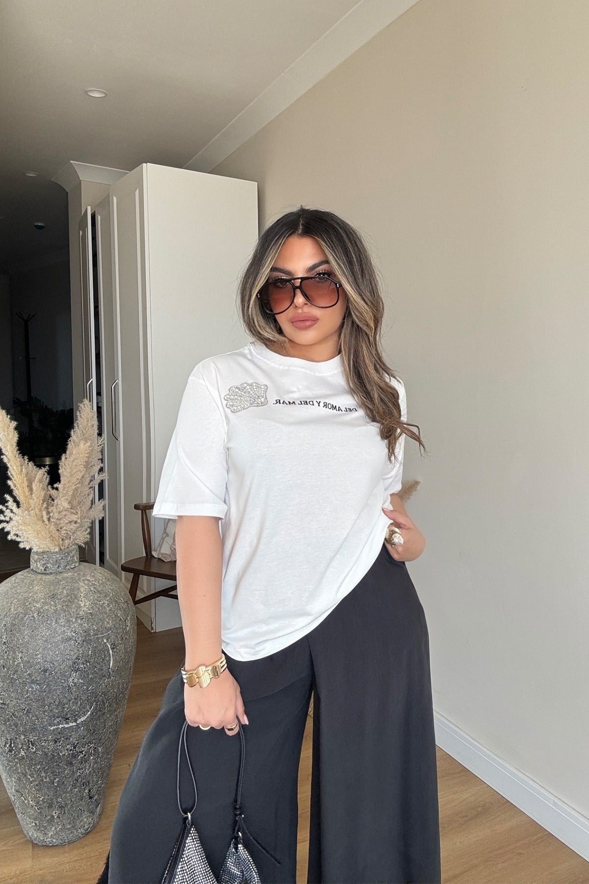 Taş Ve İnci Aplikeli İstridye Tshirt Ekru