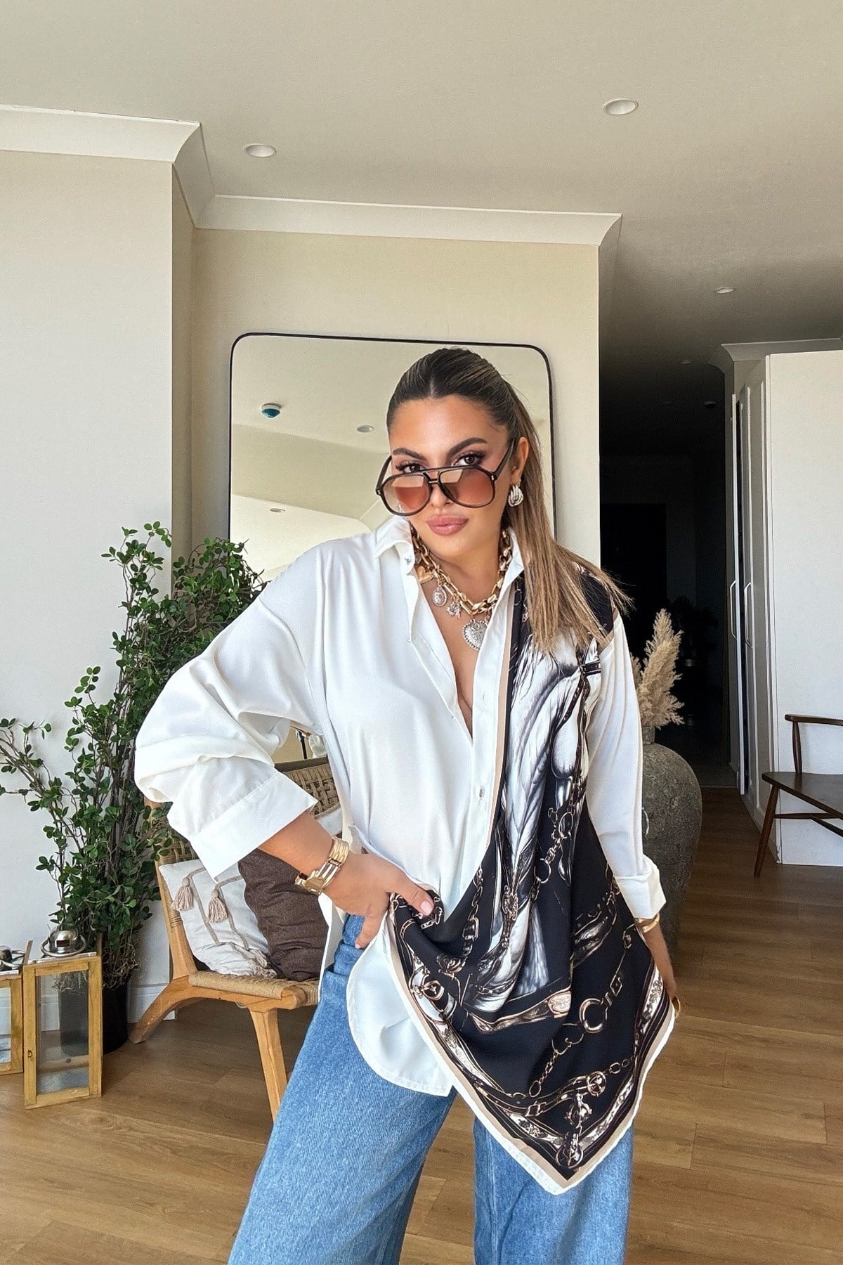 Tasarım Marka Model Beyaz At Baskılı Gömlek Ekru