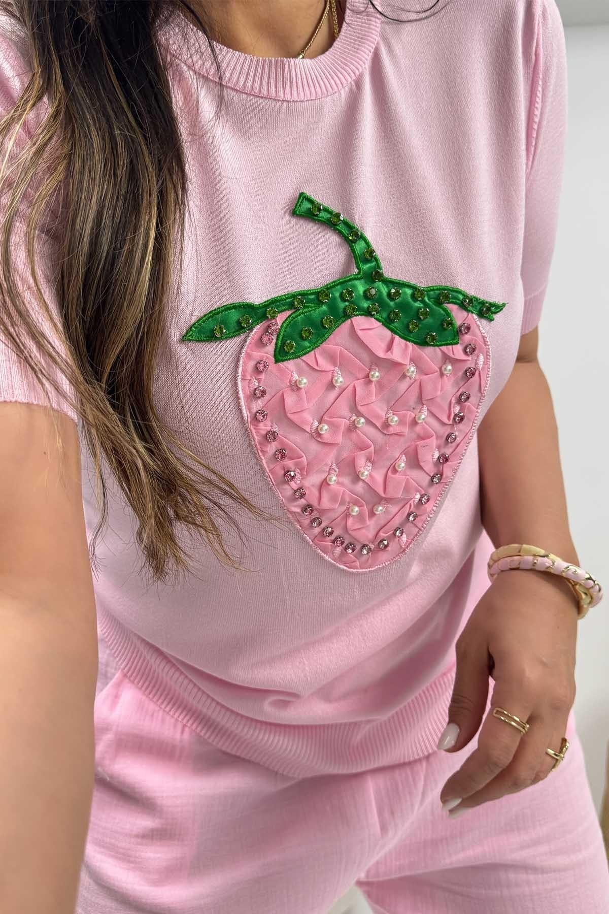 Taşlı İncili Çilek Aplikeli Triko Bluz Pembe
