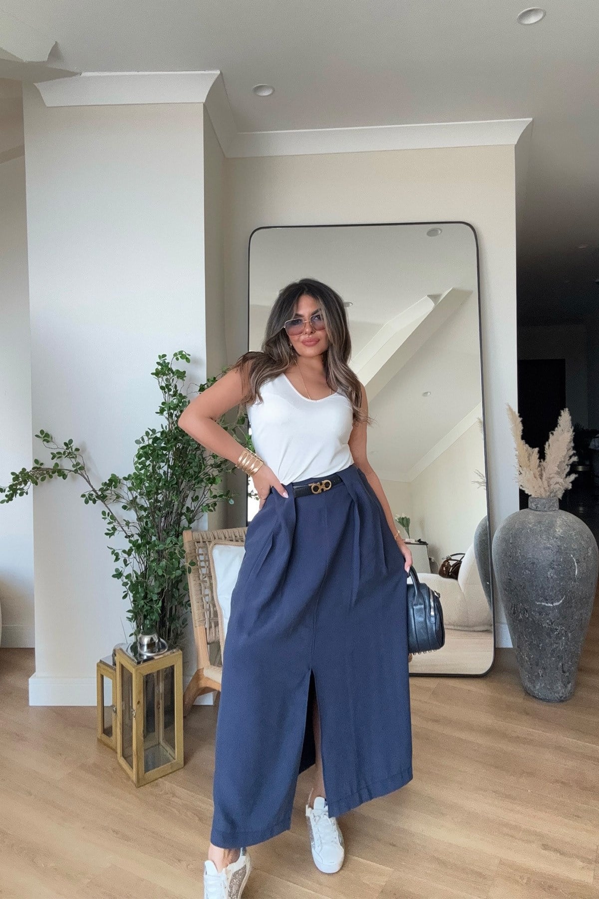 Tencel Kumaş Bel Detaylı Yırtmaçlı Etek Lacivert