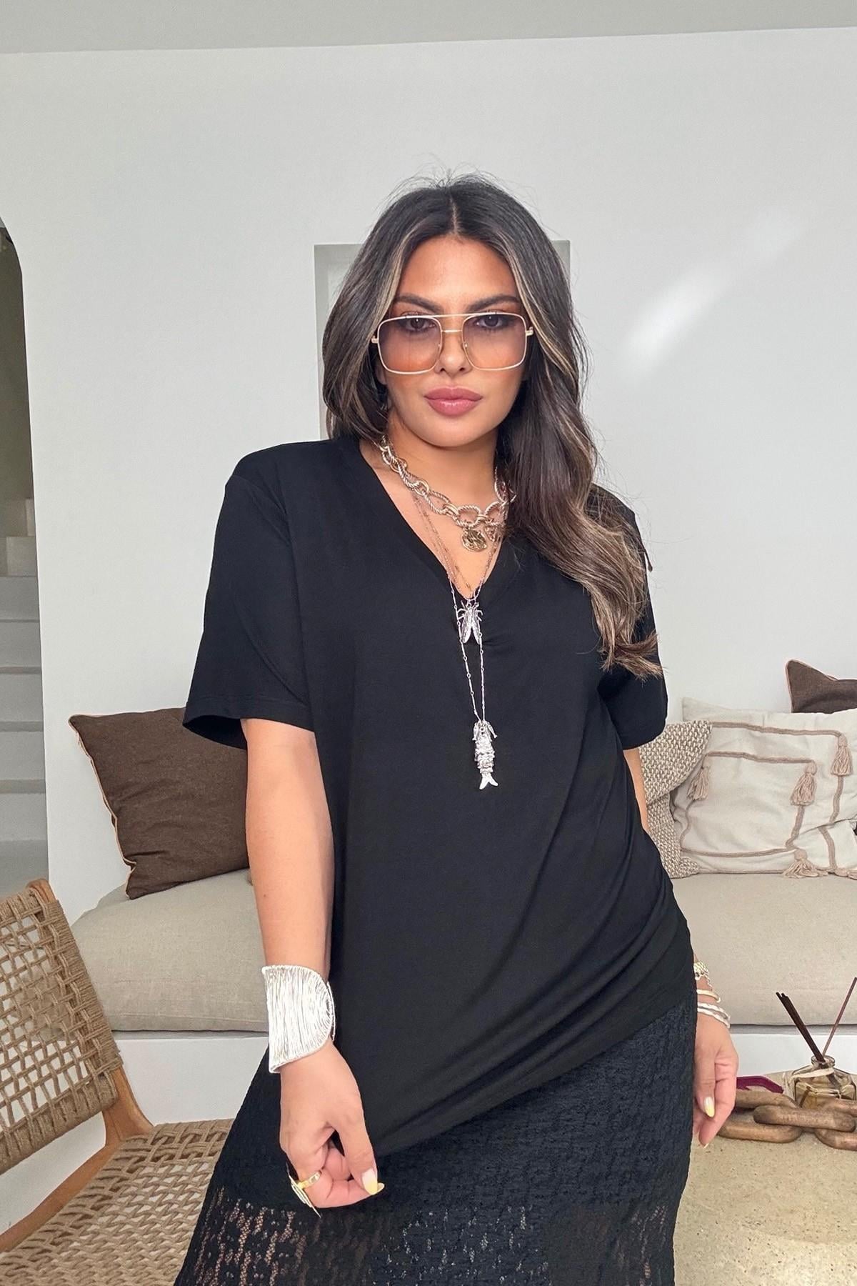 V Yaka Örme Kumaş Likralı Tshirt Siyah