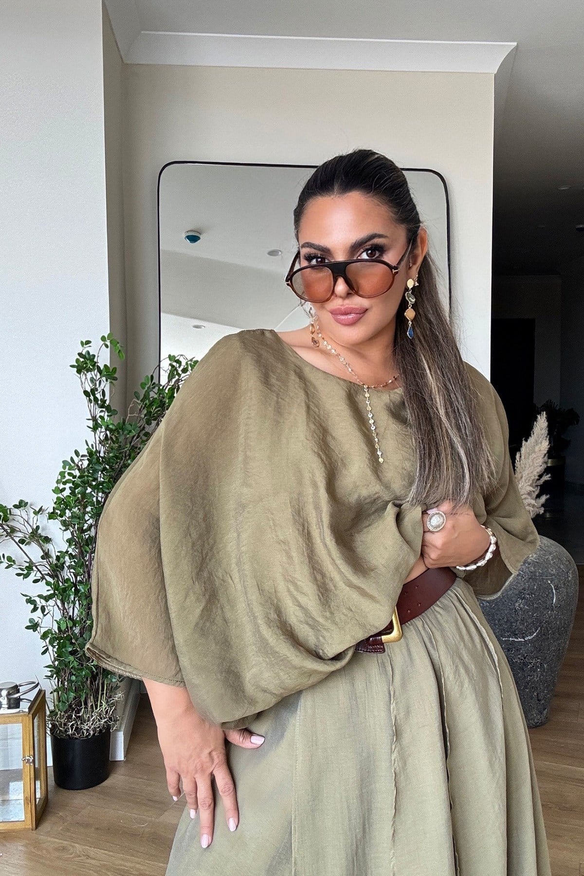 Vual Kumaş Balon Model Lastikli Bluz Haki