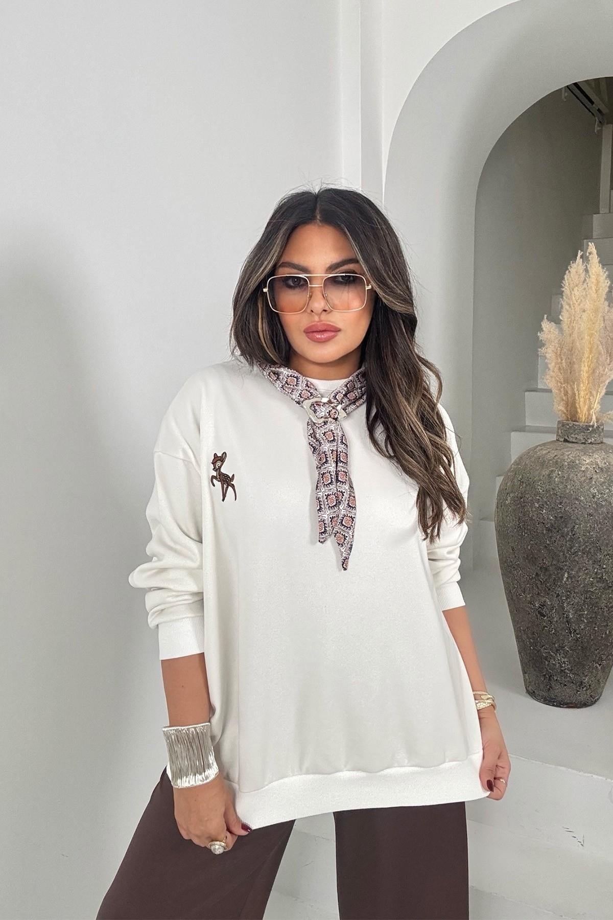 Yakası Şal Detaylı Twst Model Sweatshirt Ekru