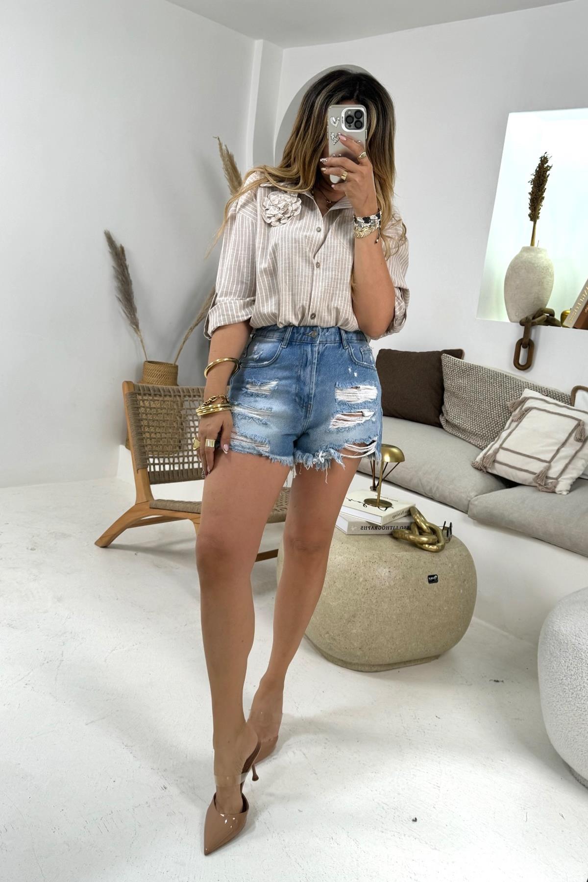 Yırtık Detay Mini Jean Şort Koyu Mavi