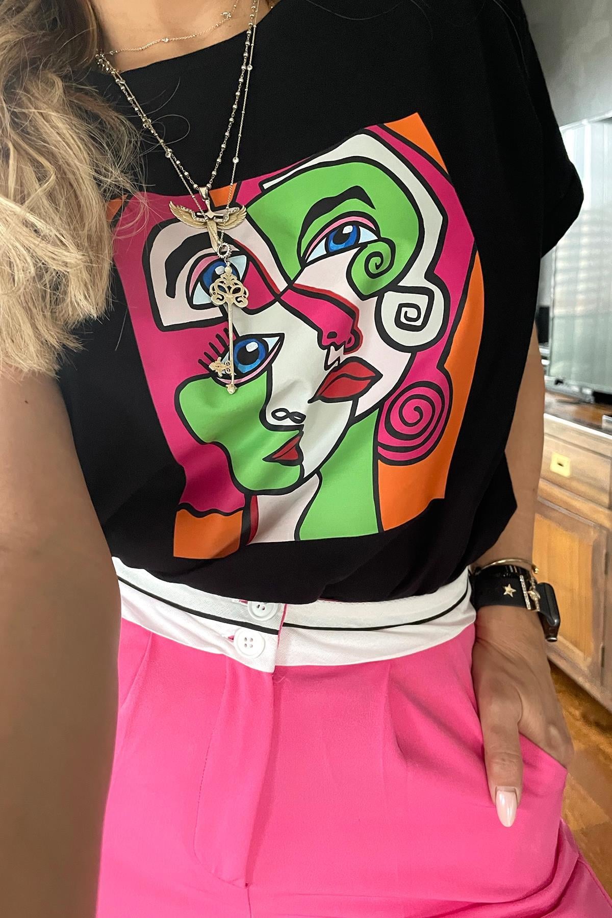 Yüz Figürlü Tablo Baskılı Tshirt Siyah