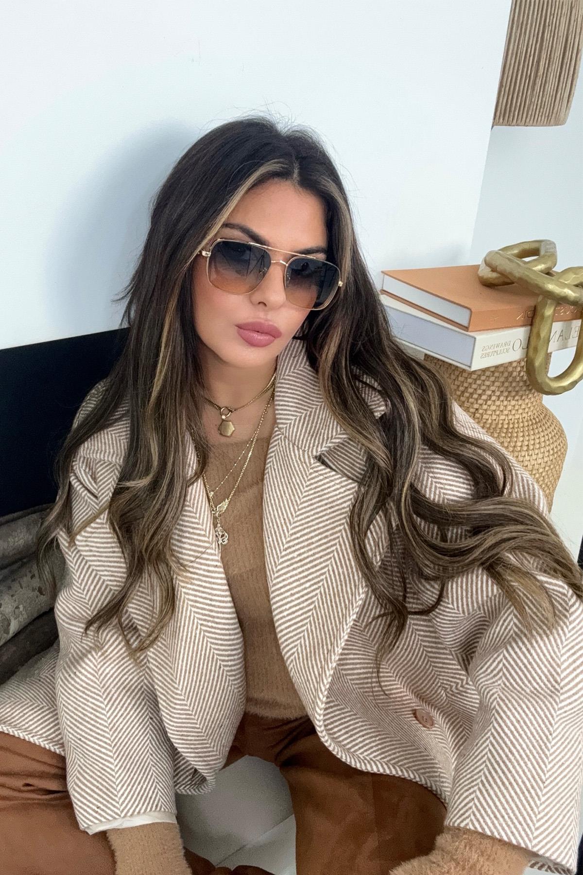 ZR Model Balıksırtı Çizgili Kaşe Kaban Taba-Ekru
