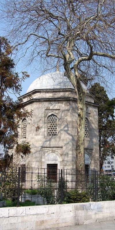 Barbaros Hayreddin Paşa Türbesi Beşiktaş