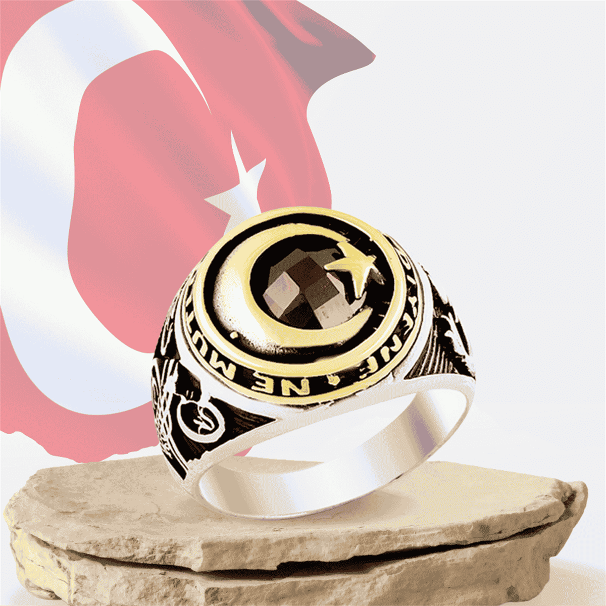 Ay Yıldız Desenli Taşlı Gümüş Erkek Yüzük