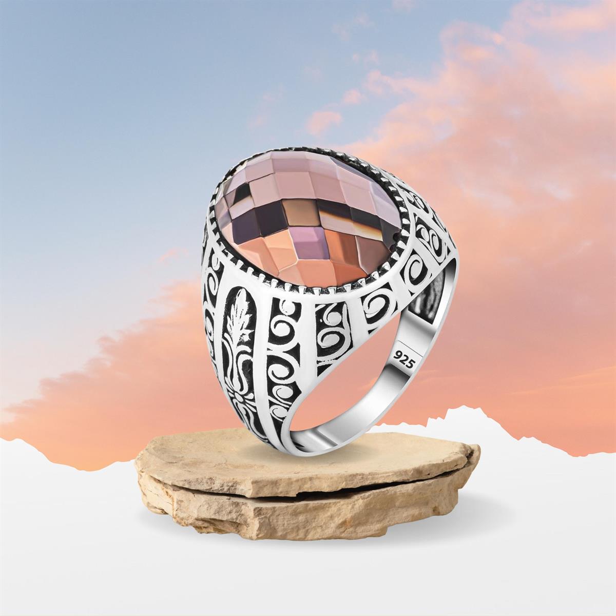 Çiçek Desenli Zultanit Taşlı Gümüş Yüzük