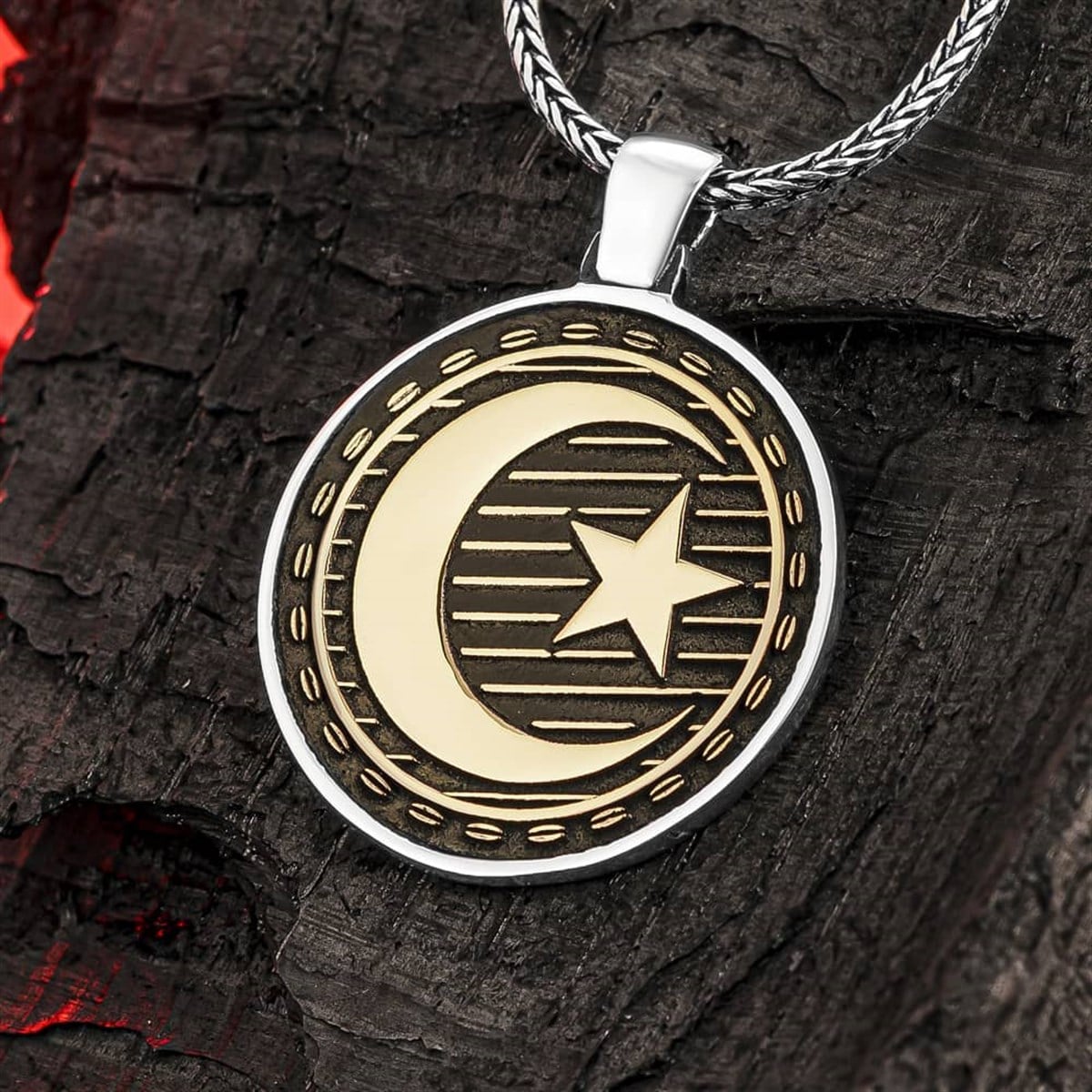Gold Ay Yıldız İşlemeli Gümüş Kolye