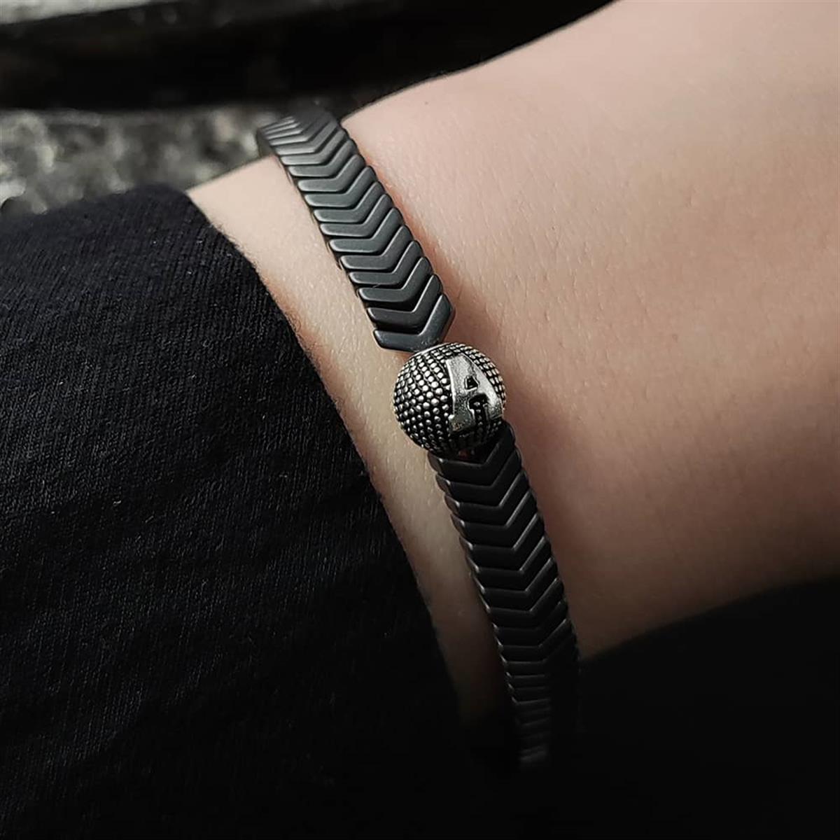 Gümüş Harf İşlemeli Çavuş Hematit Bileklik