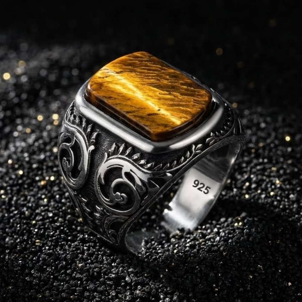 Kaplan Gözü Kalem İşlemeli Gümüş YüzükKaplan Gözü Taşlı Yüzükler