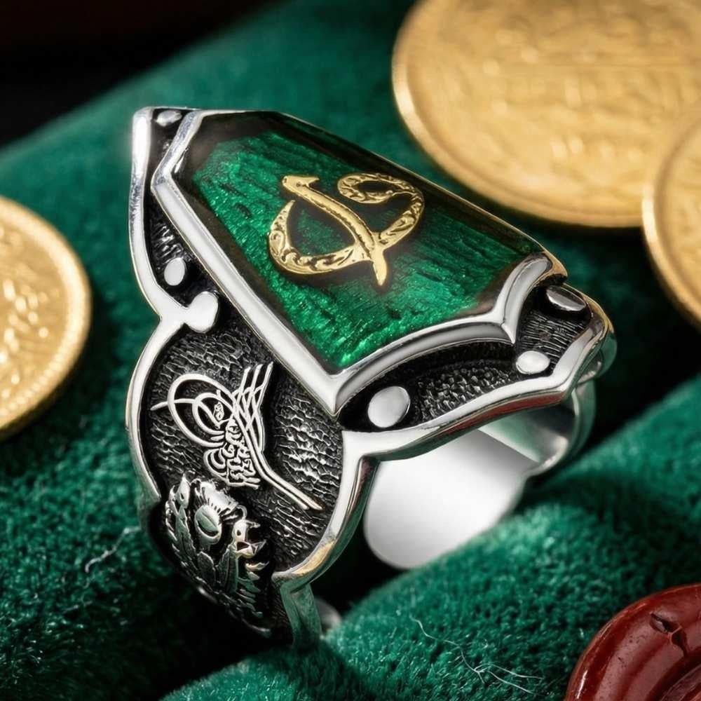 Kenarları Arma ve Tuğra Motifli Yeşil Mineli Gümüş YüzükBaşparmak & Zihgir Yüzükleri