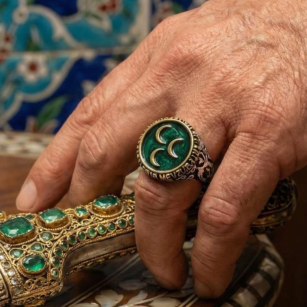 Mevzu Bahis Vatansa Gerisi Teferruattır Yazılı Üç Hilal Gümüş YüzükÜç Hilal Yüzük