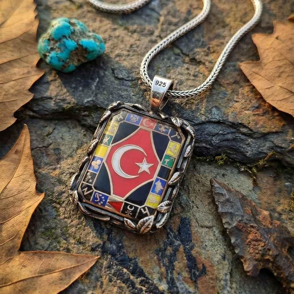 Yaprak Tasarımlı Türk Devletleri Gümüş KolyeTürk Kolye