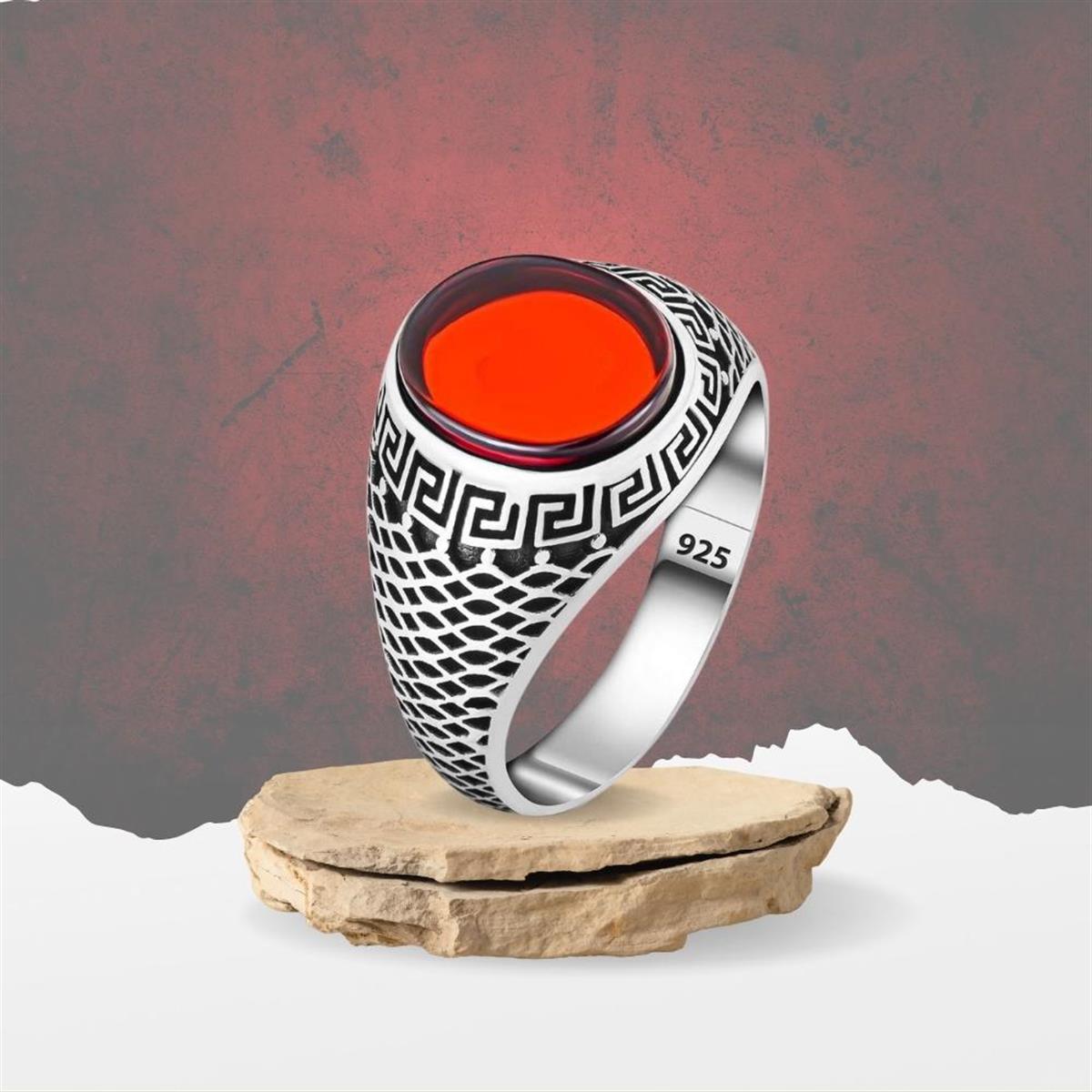 Yunan Desenli Lal Taşlı Gümüş Yüzük