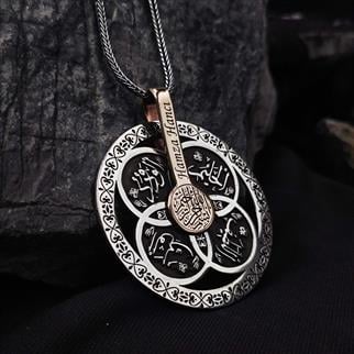 4 Esma İşlemeli İsme Özel Gümüş Sevgi ve Muhabbet Kolyesi