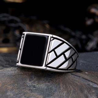 925 Ayar Gümüş Oniks Taşlı Erkek YüzükOniks Taşlı Yüzükler
