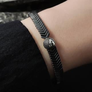 Gümüş Harf İşlemeli Çavuş Hematit Bileklik