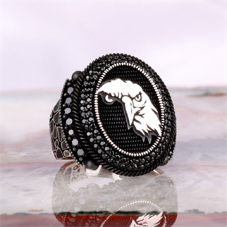 Kartal İşlemeli Siyah Zirkon Taşlı Gümüş Yüzük