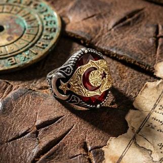 Kırmızı Taşlı Ay Yıldız Bayrağımız İşlemeli Gümüş YüzükAy Yıldız Yüzükler