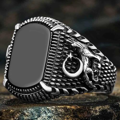 Gray Wolf Patterned Claw Silver Ring