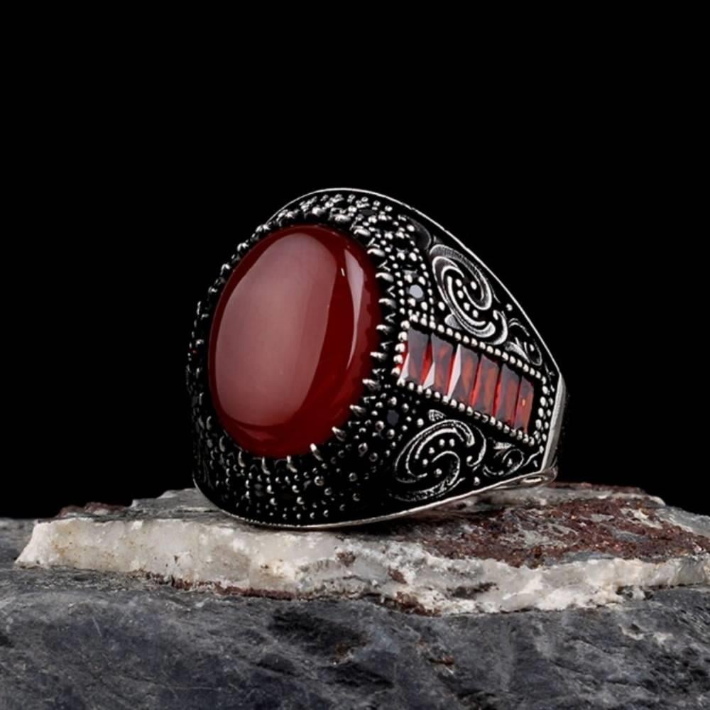 Akik Taşlı Oval Model Gümüş Erkek YüzükAkik Taşlı Yüzükler