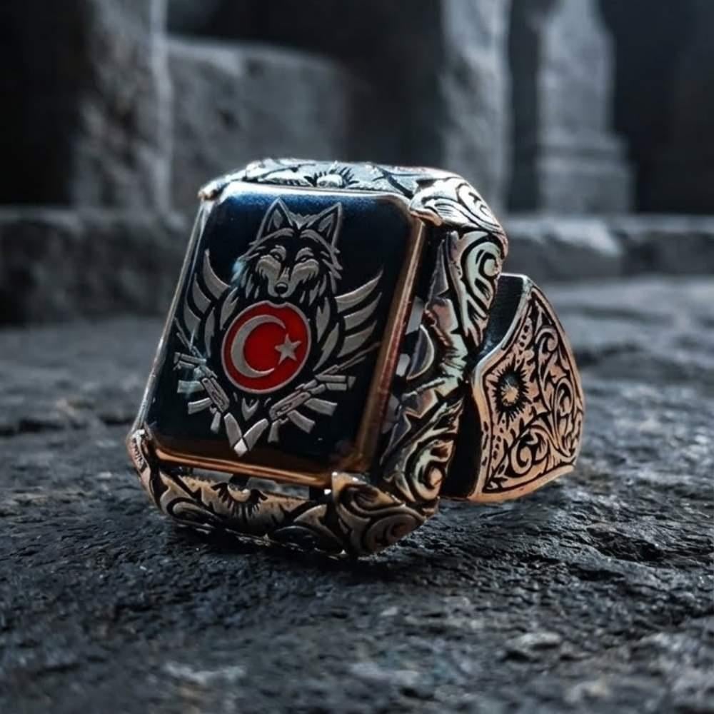 Kalem İşlemeli Ay Yıldız Kurt İşlemeli Gümüş YüzükAy Yıldız Yüzükler