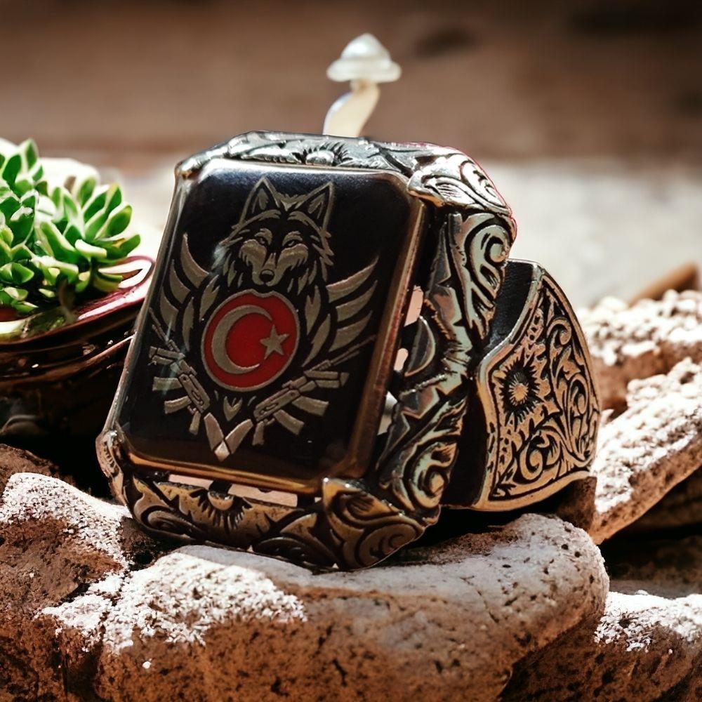 Kalem İşlemeli Ay Yıldız Kurt İşlemeli Gümüş Yüzük