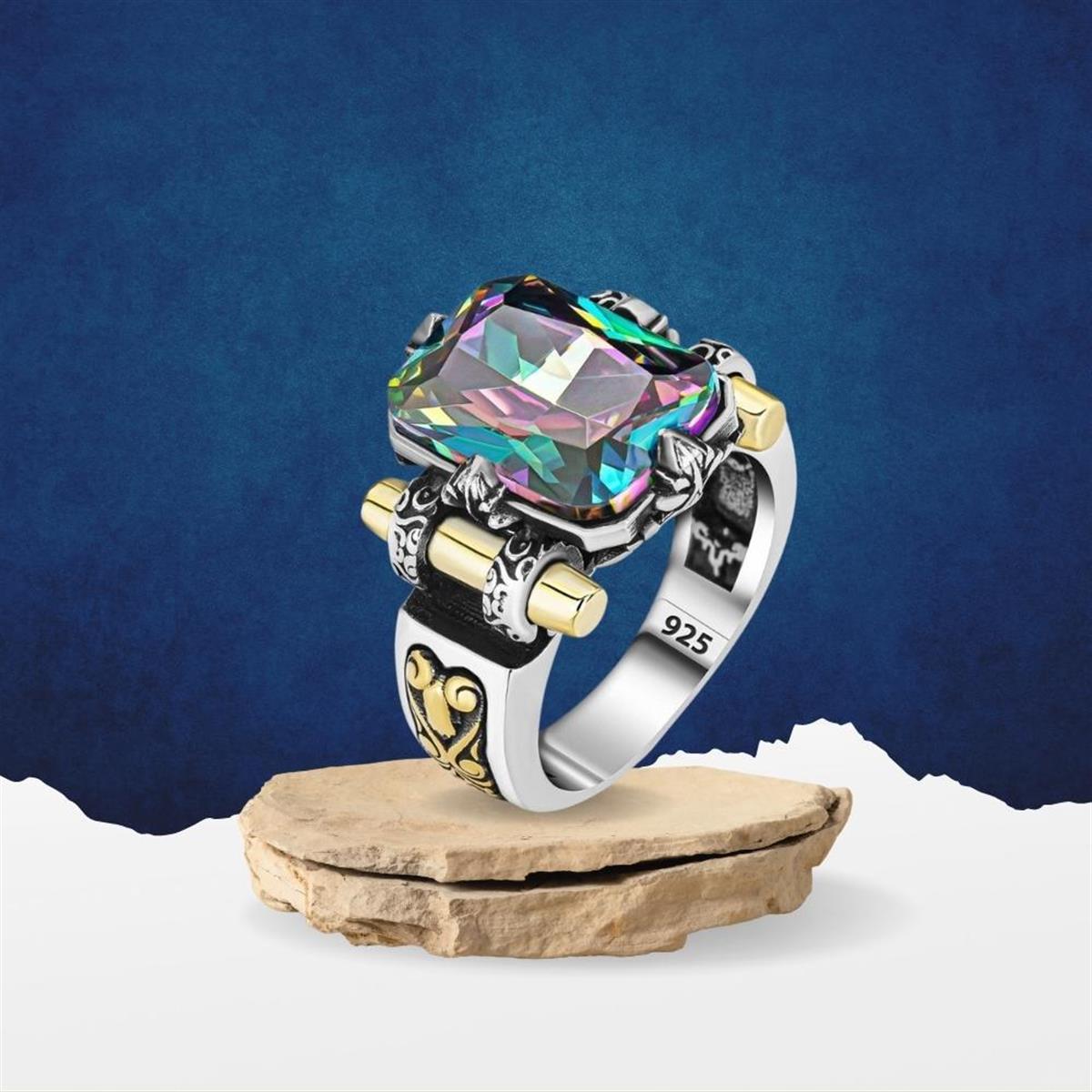 Kalkan Model Mistik Topaz Taşlı Gümüş Erkek Yüzük