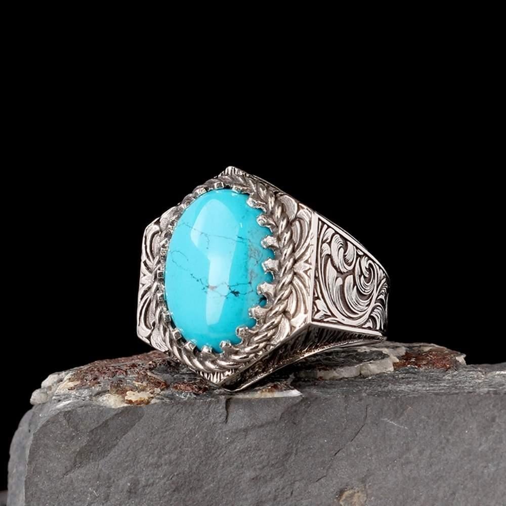 Kenarları Kalem İşlemeli Firuze Taşlı Gümüş YüzükBozkurt Yüzükleri