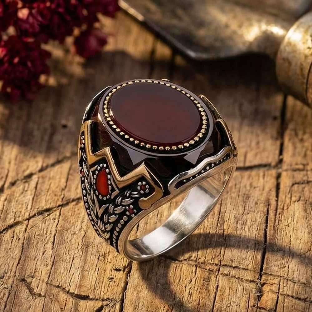 Kırmızı Akik Taşlı Çiçek Motifli Erkek Gümüş YüzükAkik Taşlı Yüzükler