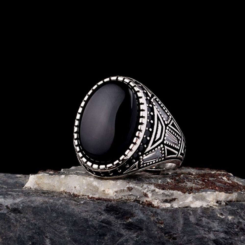 Oniks Taşlı Oval 925 Ayar Gümüş Erkek YüzükOniks Taşlı Yüzükler