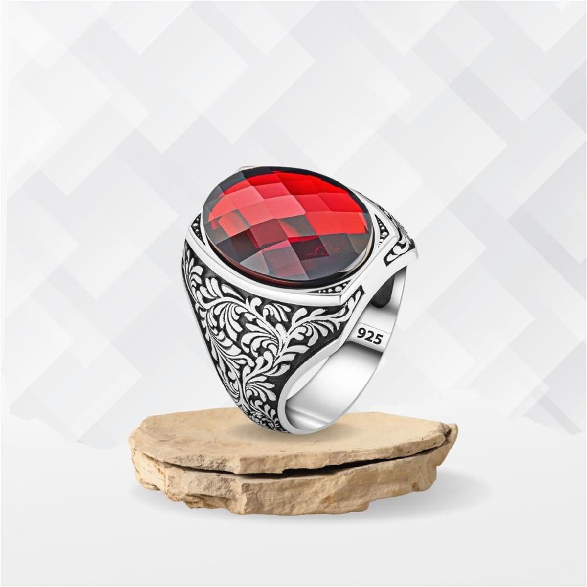 Oval Zirkon Taş Motifli Gümüş Yüzük