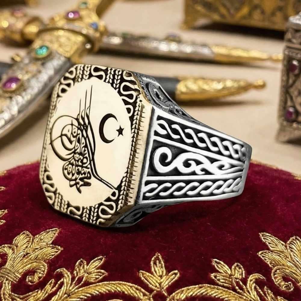 Sekizgen Üzeri Tuğra Ay Yıldız İşlemesi Gümüş YüzükTaşsız Yüzükler