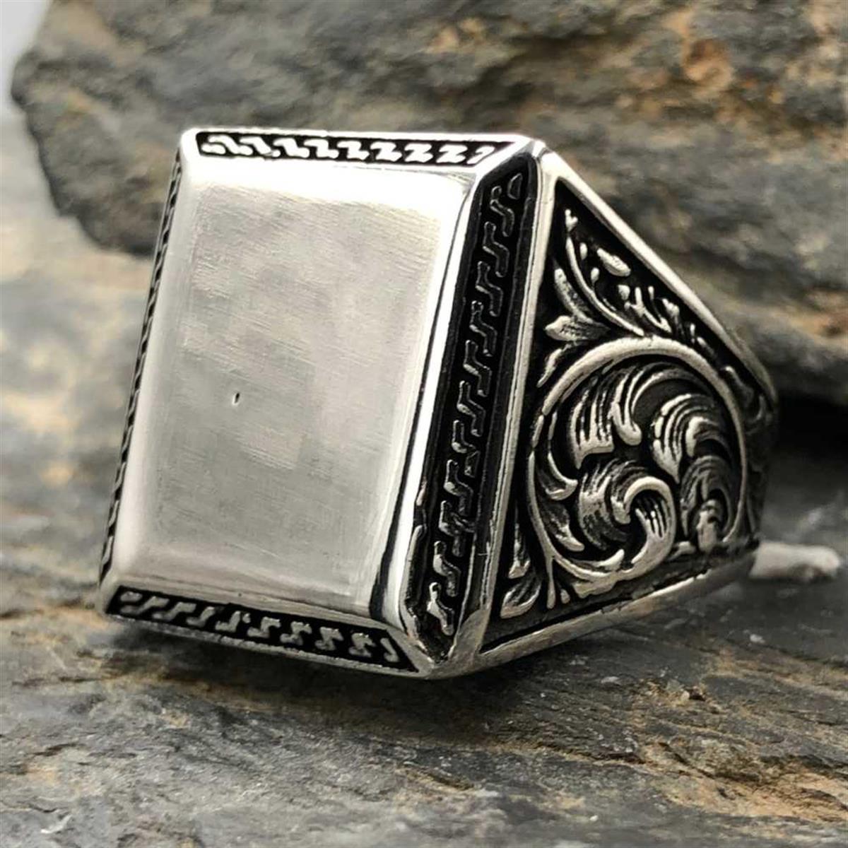 Yanları Desenli Düz Kişiye Özel Gümüş Yüzük